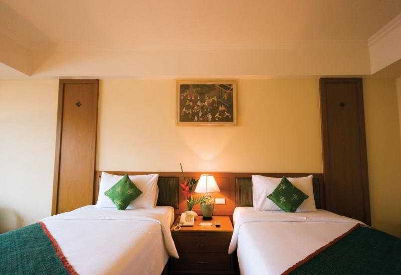 Chakungrao Riverview Hotel Kamphaeng Phet Exteriör bild