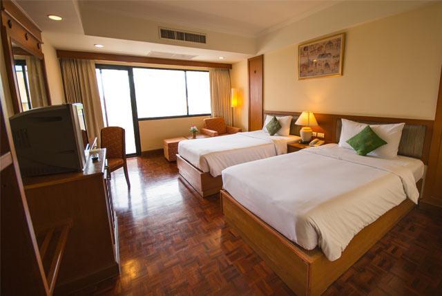Chakungrao Riverview Hotel Kamphaeng Phet Exteriör bild